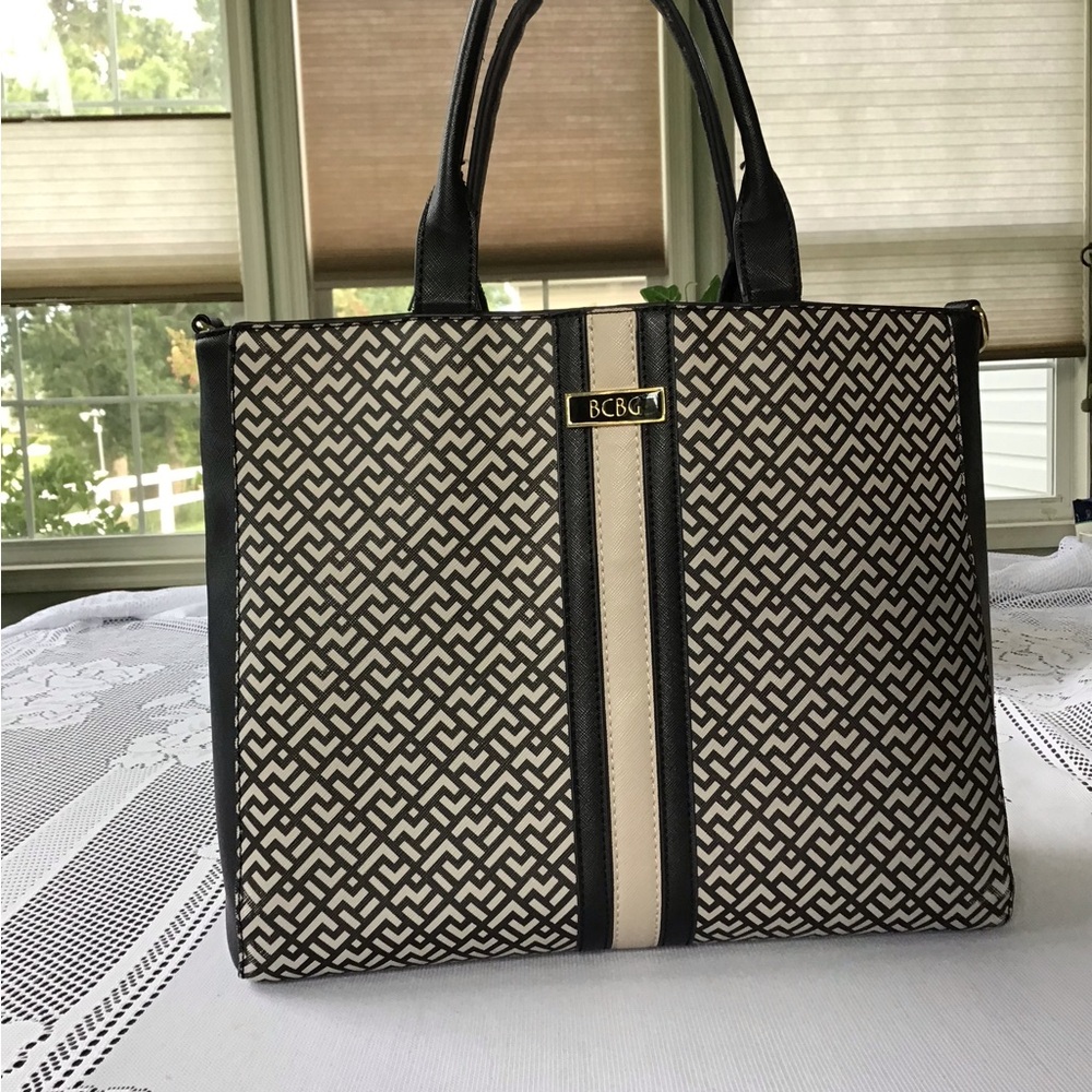 BCBG Black and Cream Geometric Tote
